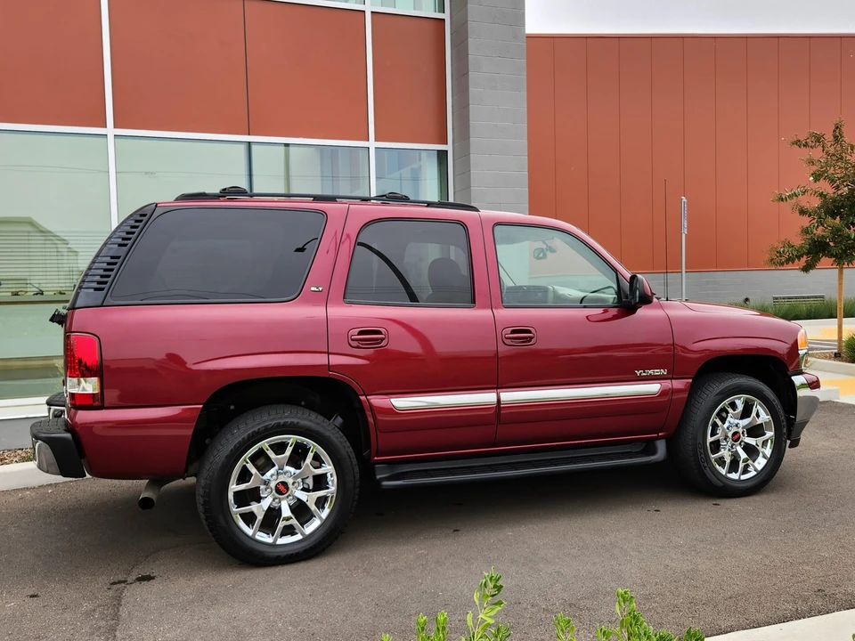 2005 GMC Yukon 2nd Gen - Image 28 of 31