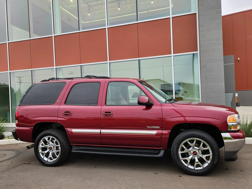 2005 GMC Yukon 2nd Gen - Image 30 of 31