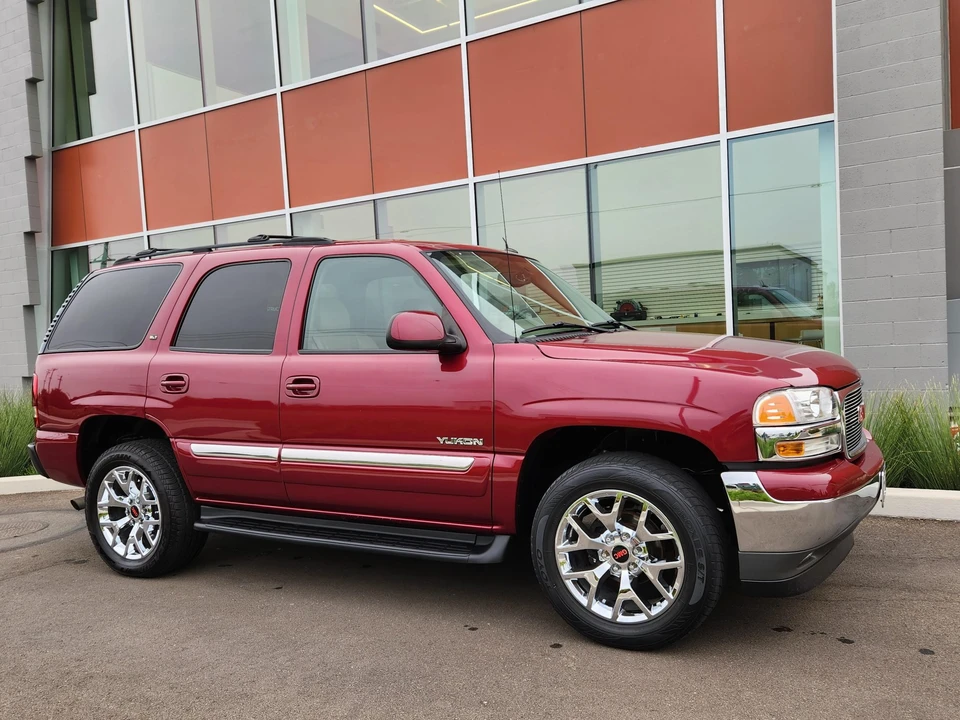 2005 GMC Yukon 2nd Gen - Image 31 of 31