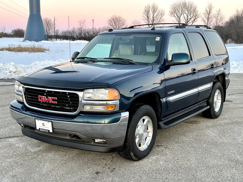 2005 GMC Yukon 2nd Gen - Image 6 of 31