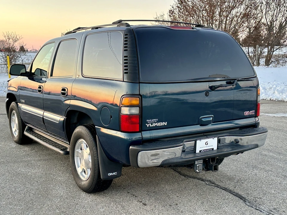 2005 GMC Yukon 2nd Gen - Image 13 of 31