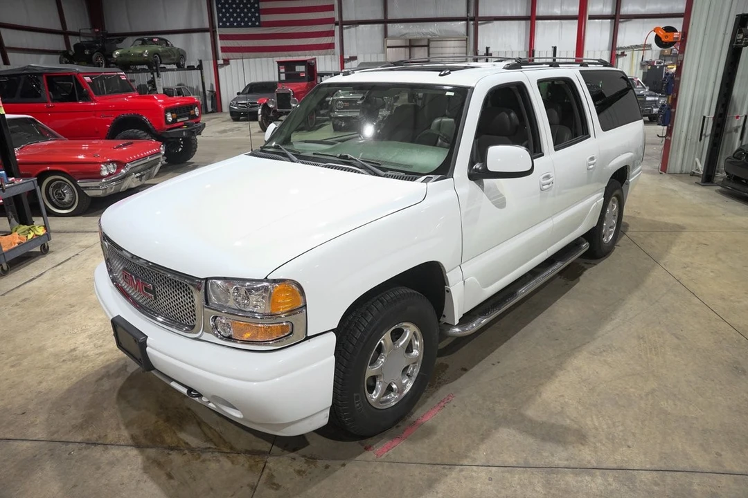 2005 GMC Yukon 2nd Gen - Image 15 of 21