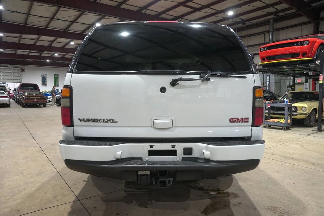 2005 GMC Yukon 2nd Gen - Image 7 of 21