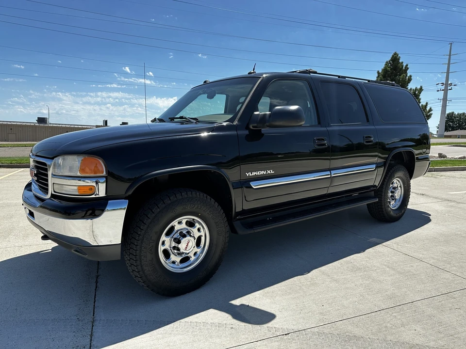 2005 GMC Yukon 2nd Gen - Image 5 of 31