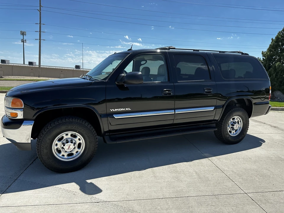 2005 GMC Yukon 2nd Gen - Image 6 of 31