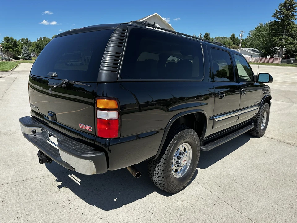 2005 GMC Yukon 2nd Gen - Image 14 of 31