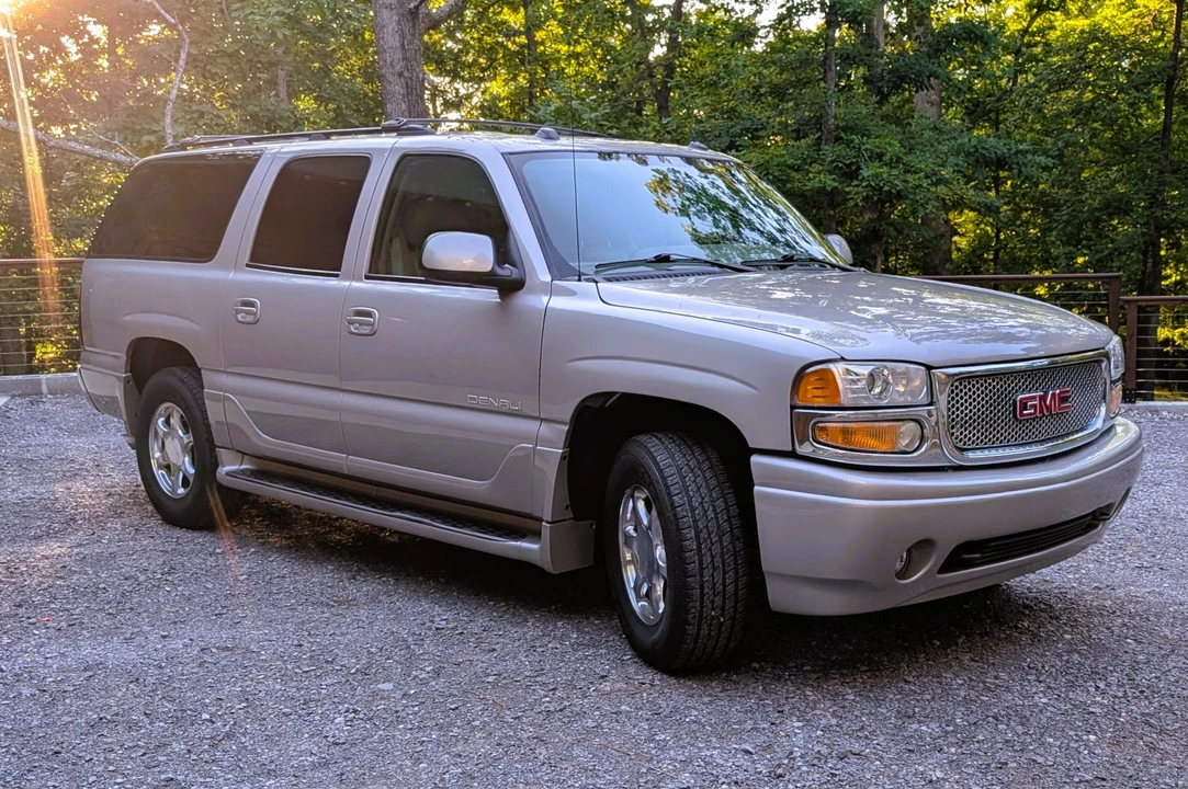 2005 GMC Yukon 2nd Gen - Image 29 of 31