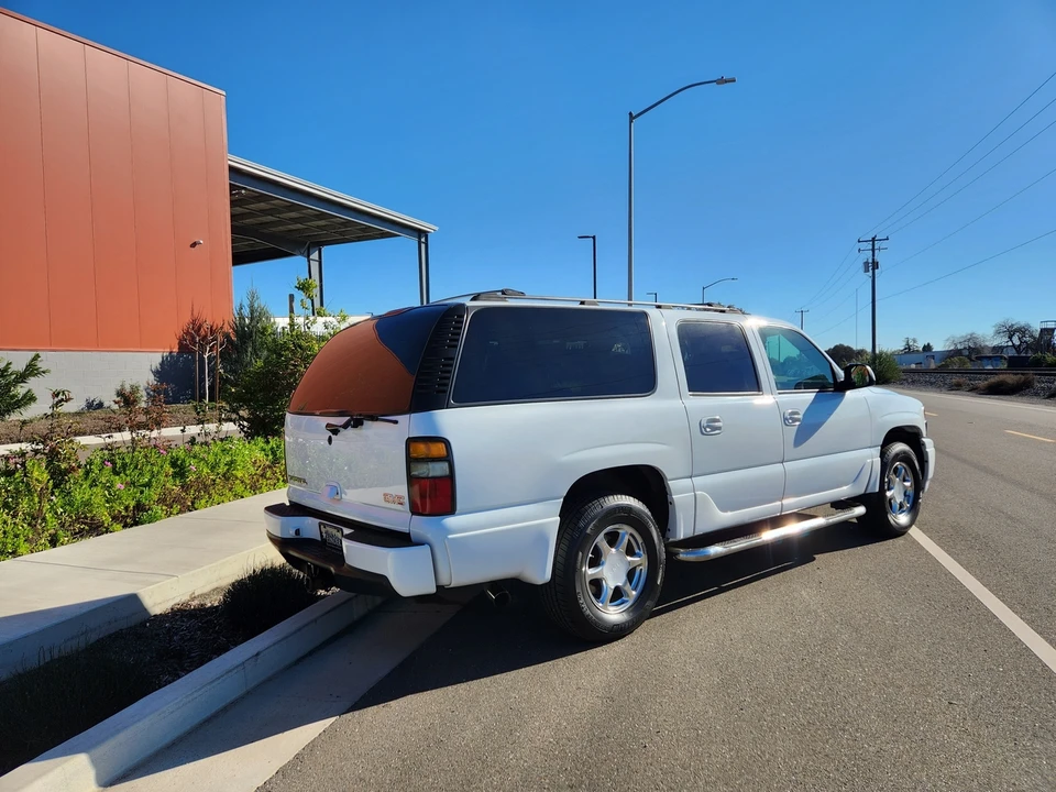 2005 GMC Yukon 2nd Gen - Image 27 of 31