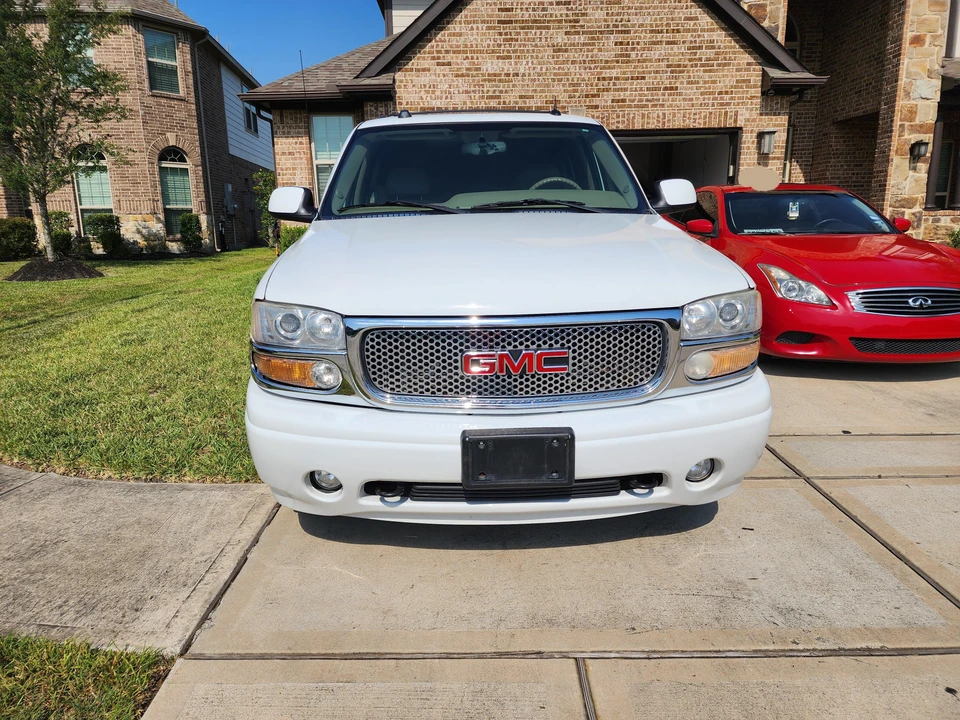 2005 GMC Yukon 3rd Gen - Image 7 of 31