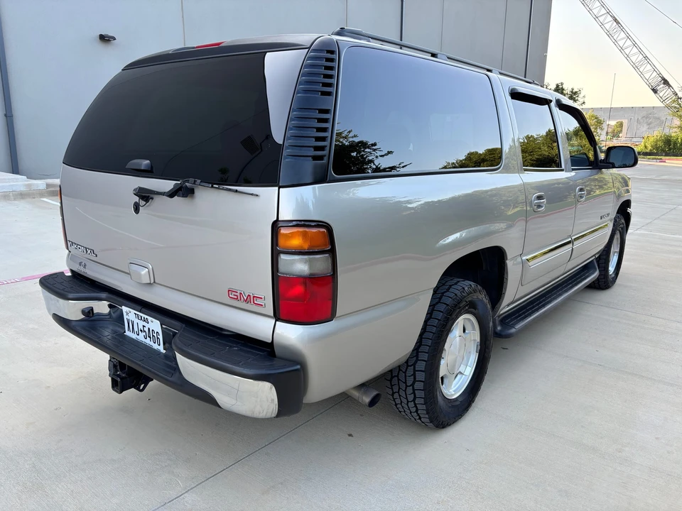 2005 GMC Yukon 2nd Gen - Image 6 of 31