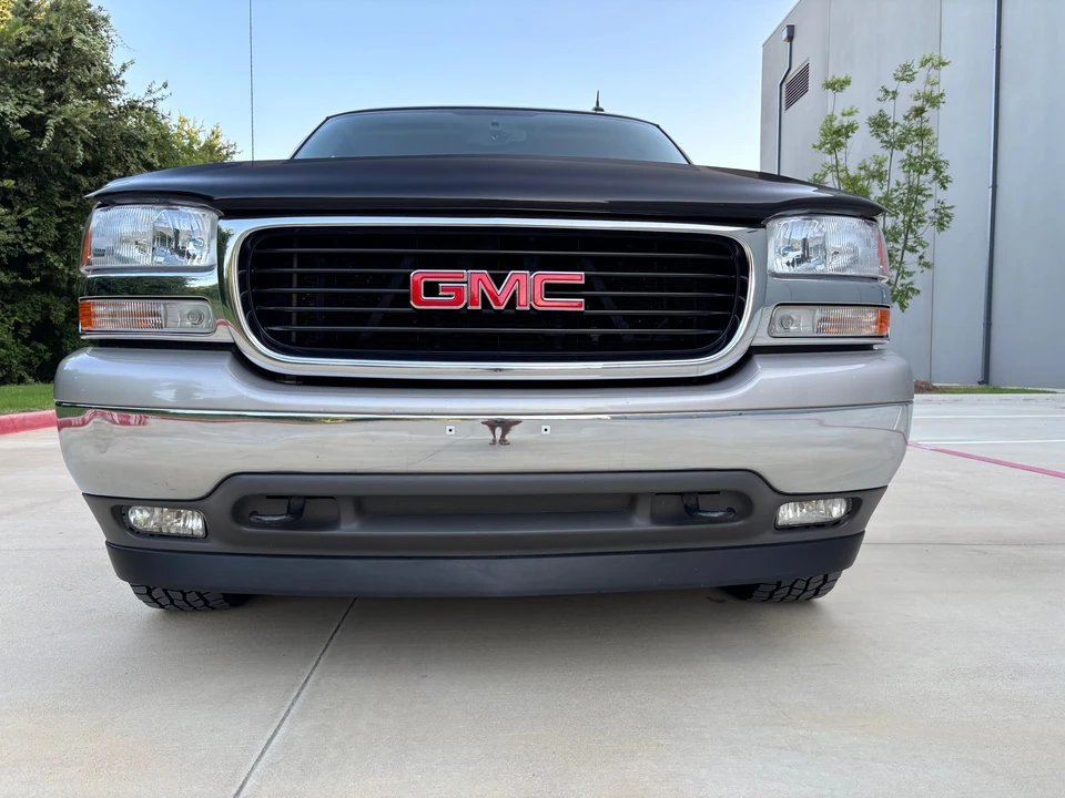 2005 GMC Yukon 2nd Gen - Image 10 of 31