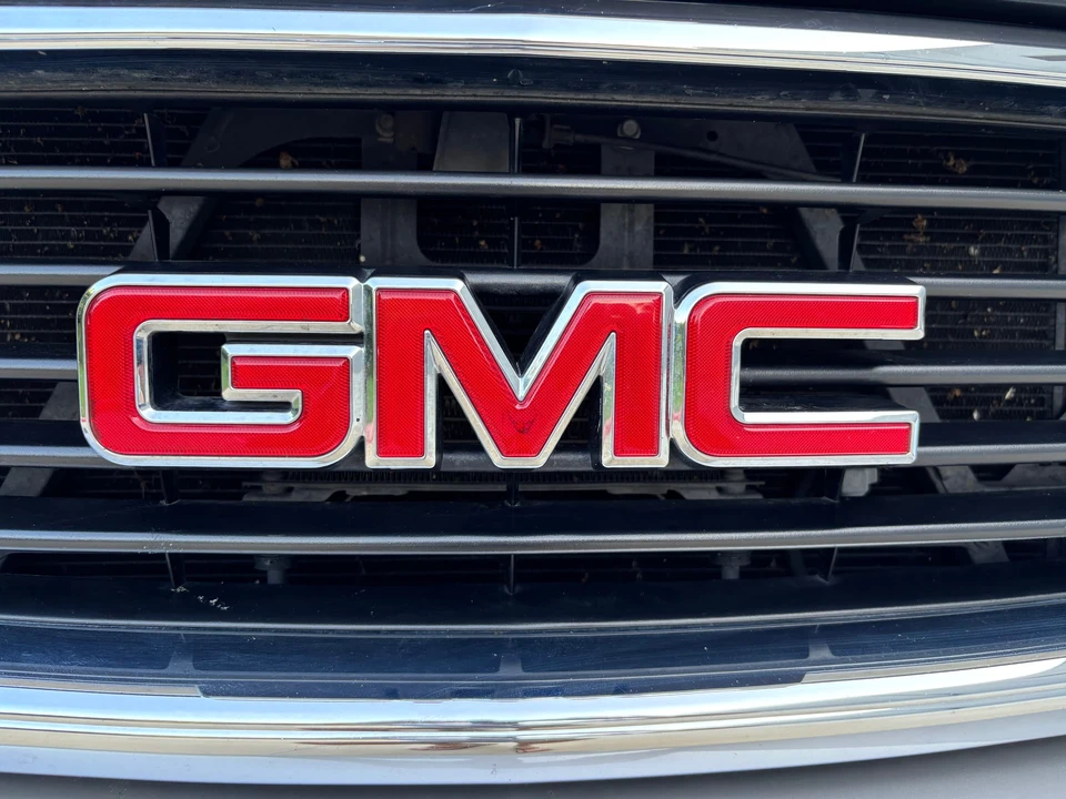 2005 GMC Yukon 2nd Gen - Image 15 of 31