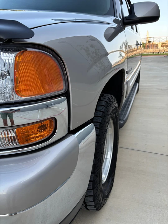 2005 GMC Yukon 2nd Gen - Image 21 of 31