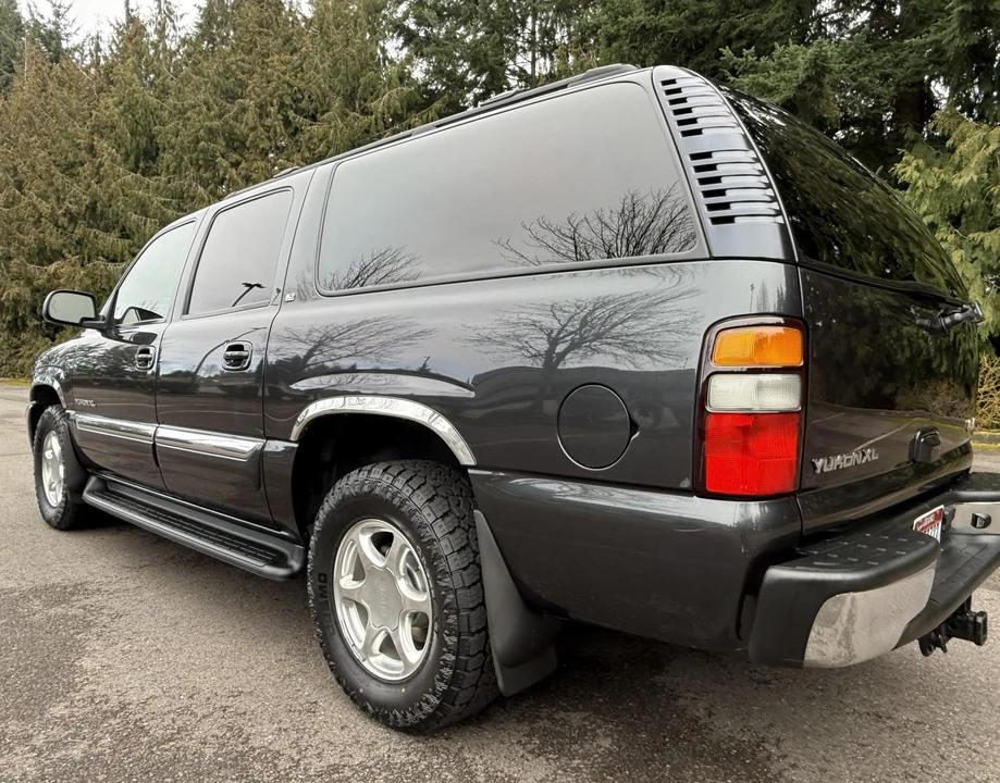 2005 GMC Yukon 2nd Gen - Image 8 of 31