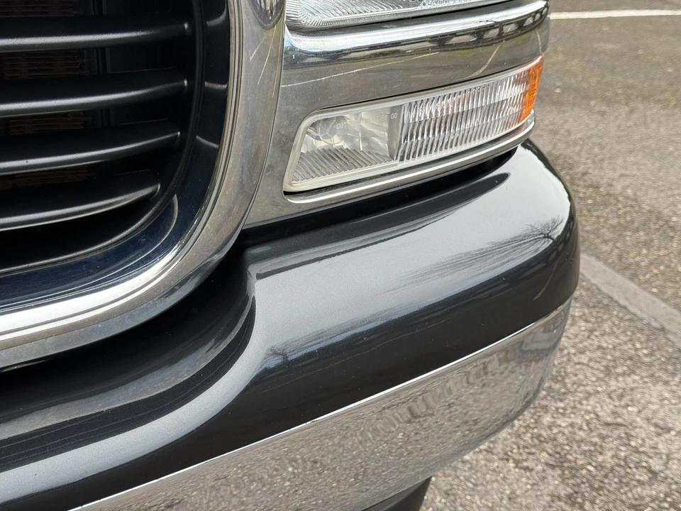 2005 GMC Yukon 2nd Gen - Image 18 of 31
