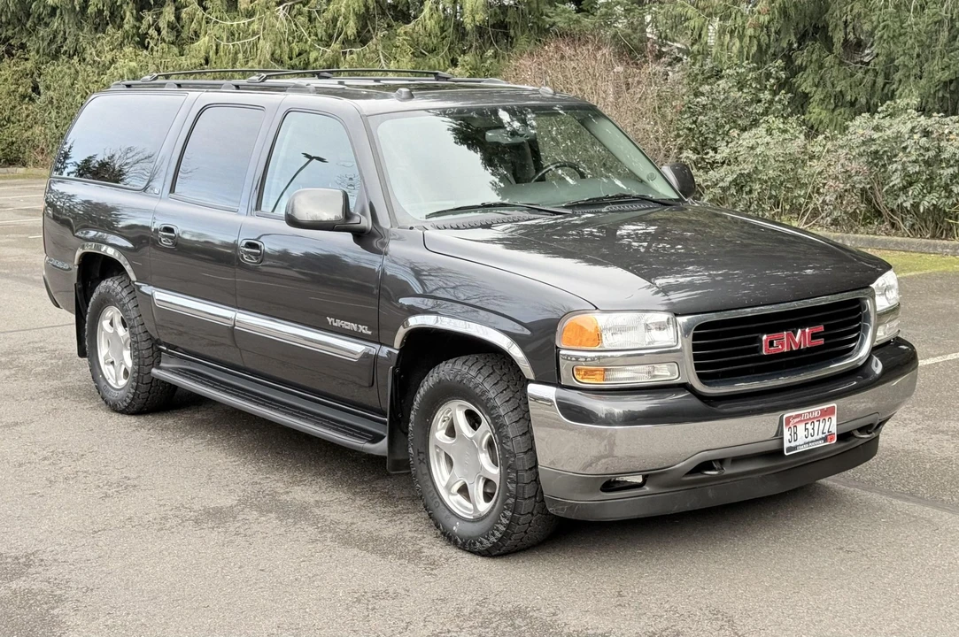 2005 GMC Yukon 2nd Gen - Image 15 of 31