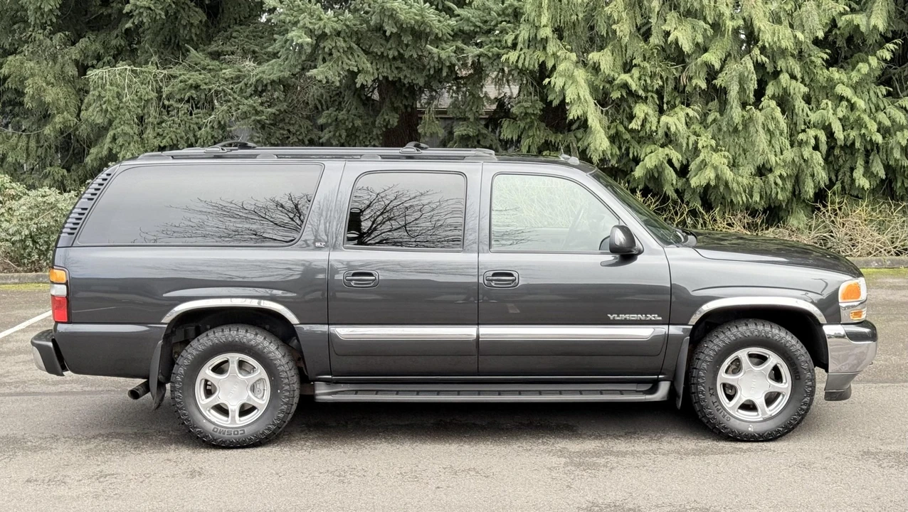 2005 GMC Yukon 2nd Gen - Image 12 of 31