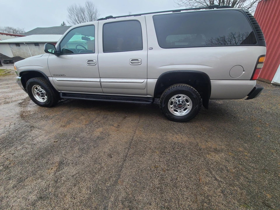 2005 GMC Yukon 2nd Gen - Image 7 of 31