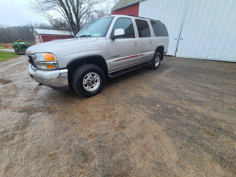 2005 GMC Yukon 2nd Gen - Image 4 of 31