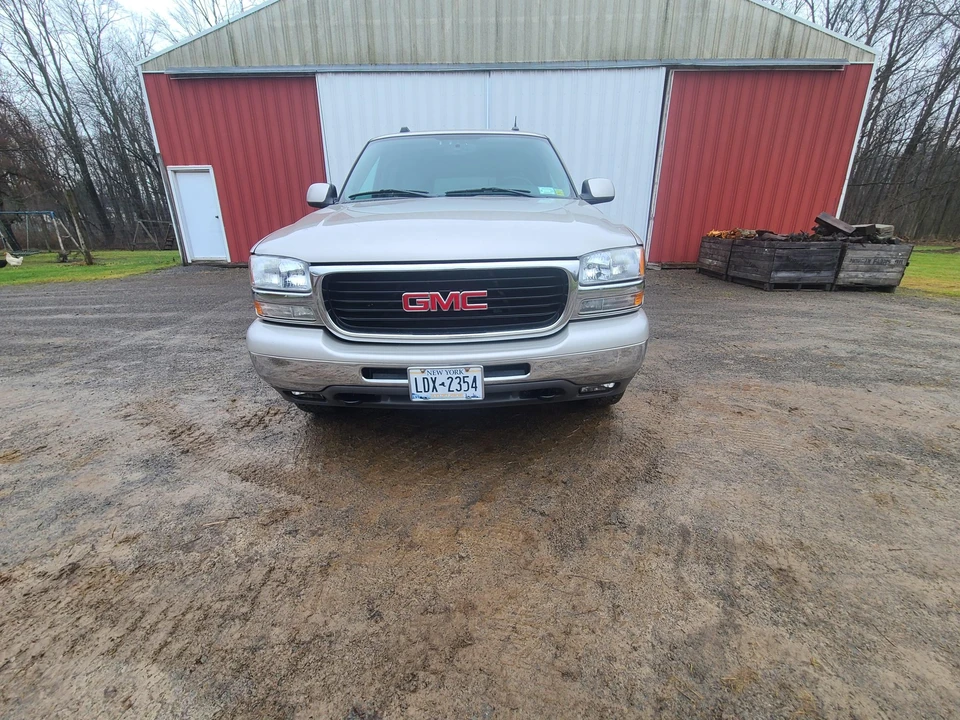 2005 GMC Yukon 2nd Gen - Image 28 of 31