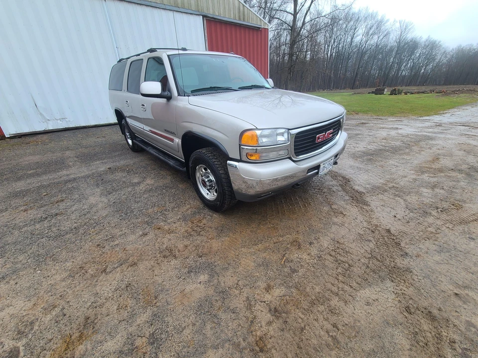 2005 GMC Yukon 2nd Gen - Image 26 of 31