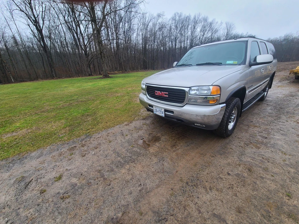 2005 GMC Yukon 2nd Gen - Image 29 of 31