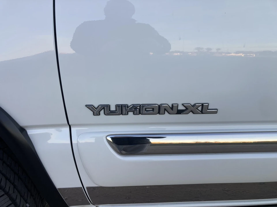 2005 GMC Yukon 2nd Gen - Image 26 of 31
