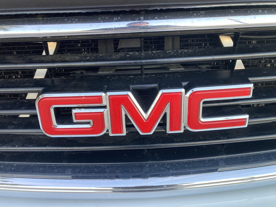 2005 GMC Yukon 2nd Gen - Image 20 of 31