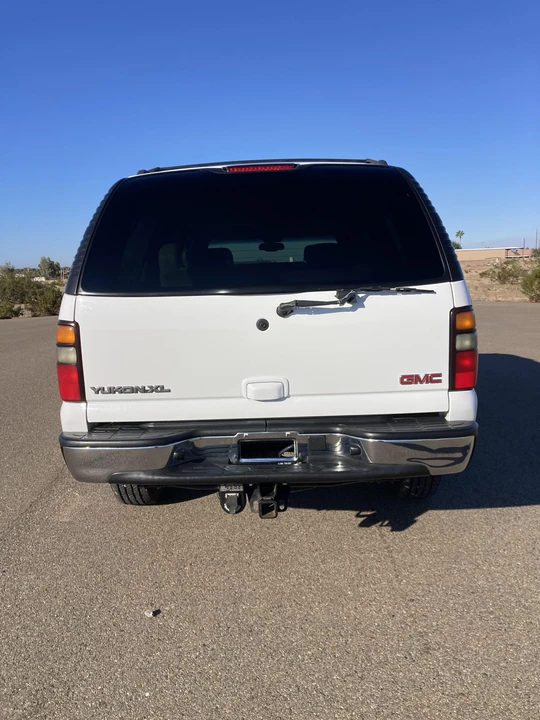 2005 GMC Yukon 2nd Gen - Image 15 of 31