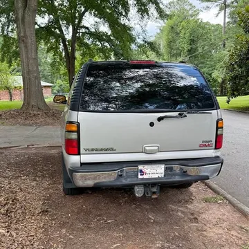 2005 GMC Yukon XL SLT Sport Utility 4D