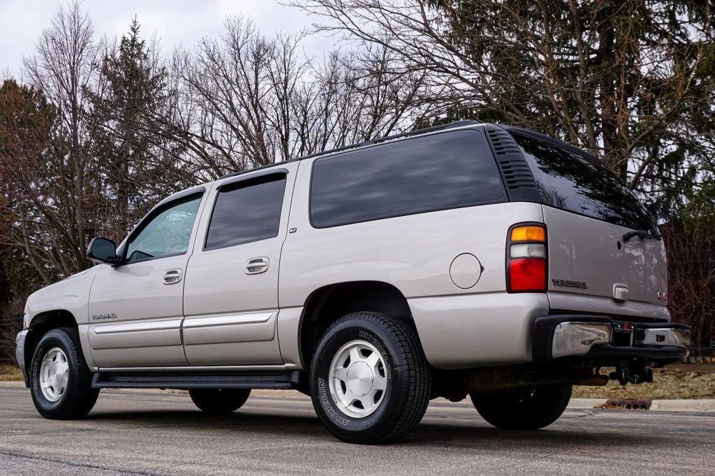 2005 GMC Yukon 2nd Gen - Image 7 of 12