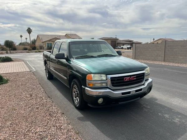 2005 GMC Sierra 1st Gen - Image 3 of 10