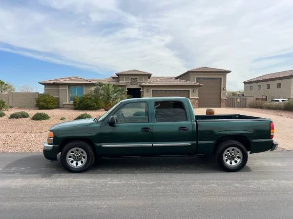 2005 GMC Sierra 1st Gen - Image 5 of 10