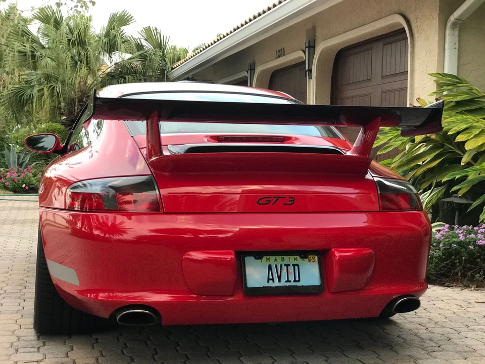 2005 Porsche 911 - Image 8 of 11