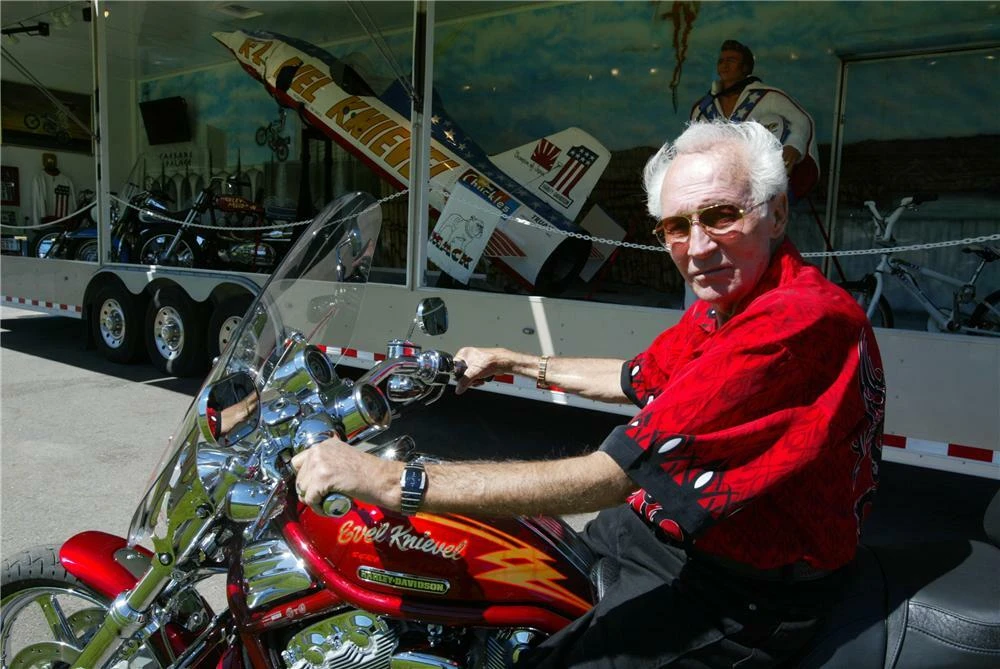 2005 Harley-Davidson V-Rod - Image 3 of 4