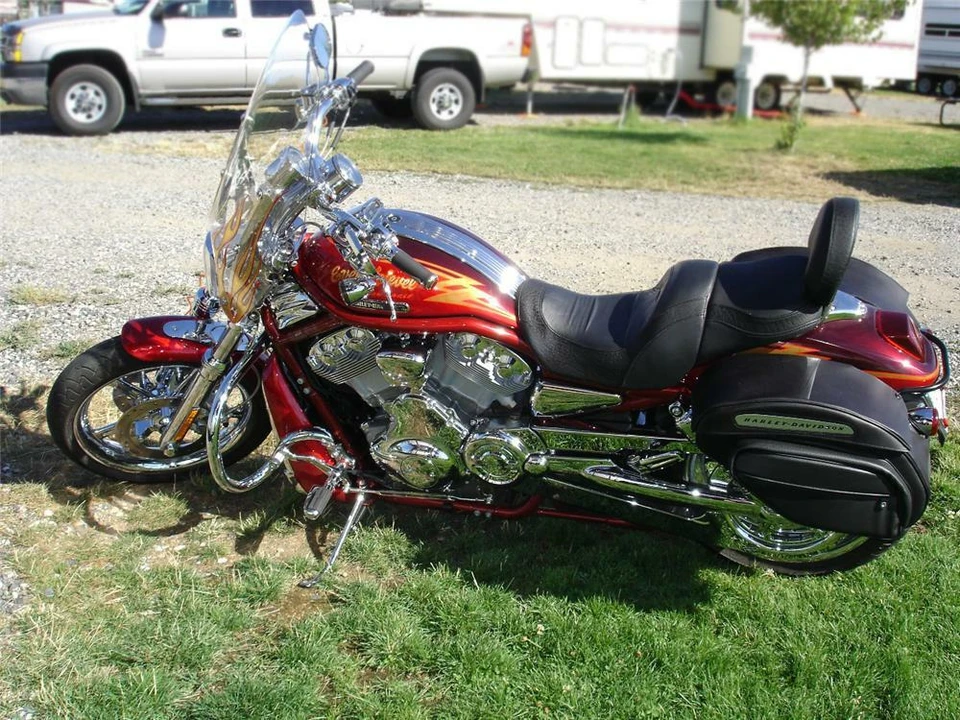 2005 Harley-Davidson V-Rod - Image 2 of 4