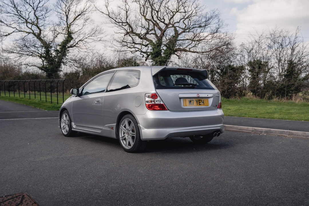 2005 Honda EP3 Civic Type R - Image 8 of 31
