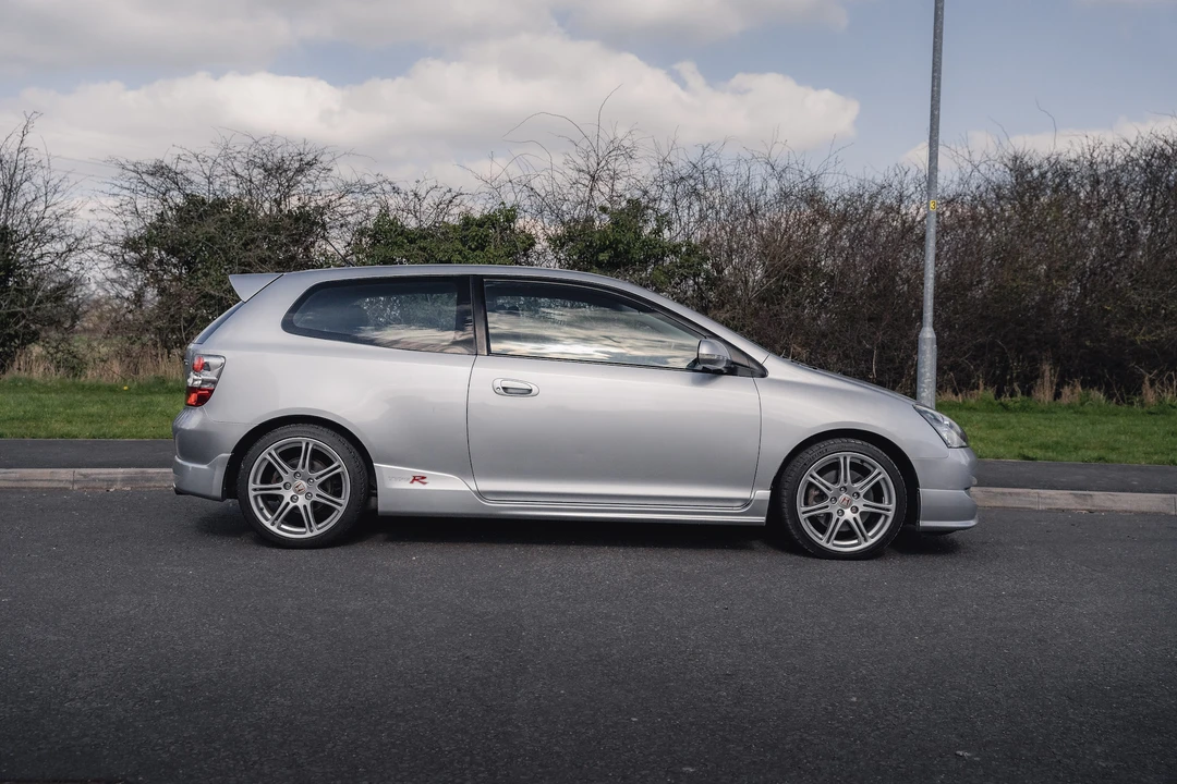 2005 Honda EP3 Civic Type R - Image 5 of 31