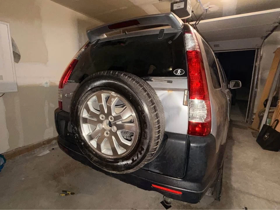 2005 Honda CR-V 2nd Gen - Image 5 of 7