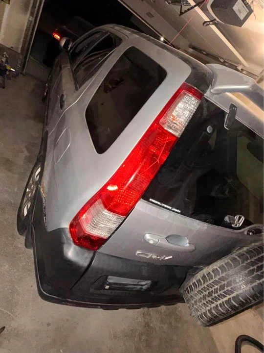 2005 Honda CR-V 2nd Gen - Image 6 of 7