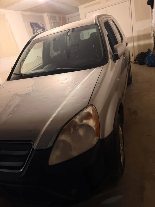 2005 Honda CR-V 2nd Gen - Image 2 of 7