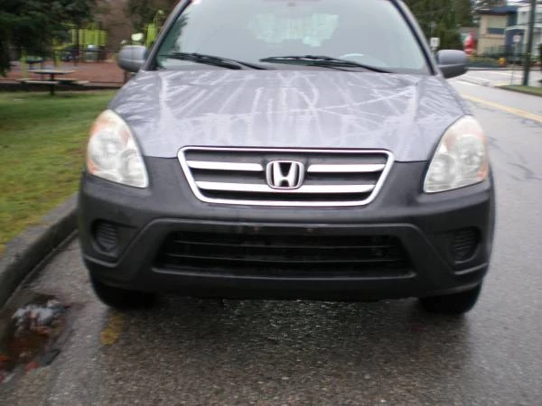 2005 Honda CR-V 2nd Gen - Image 3 of 20