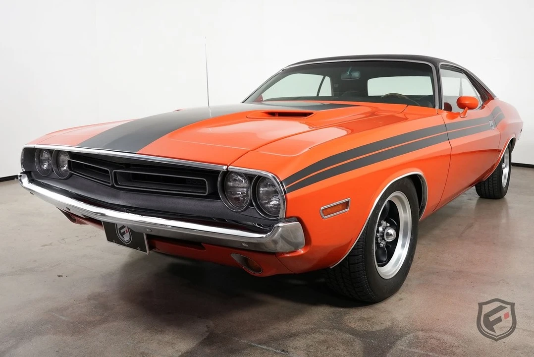 2005 Dodge Challenger - Image 4 of 31