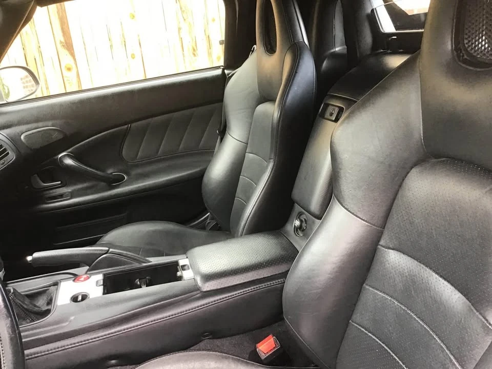 2005 Honda AP2 S2000 - Image 4 of 8
