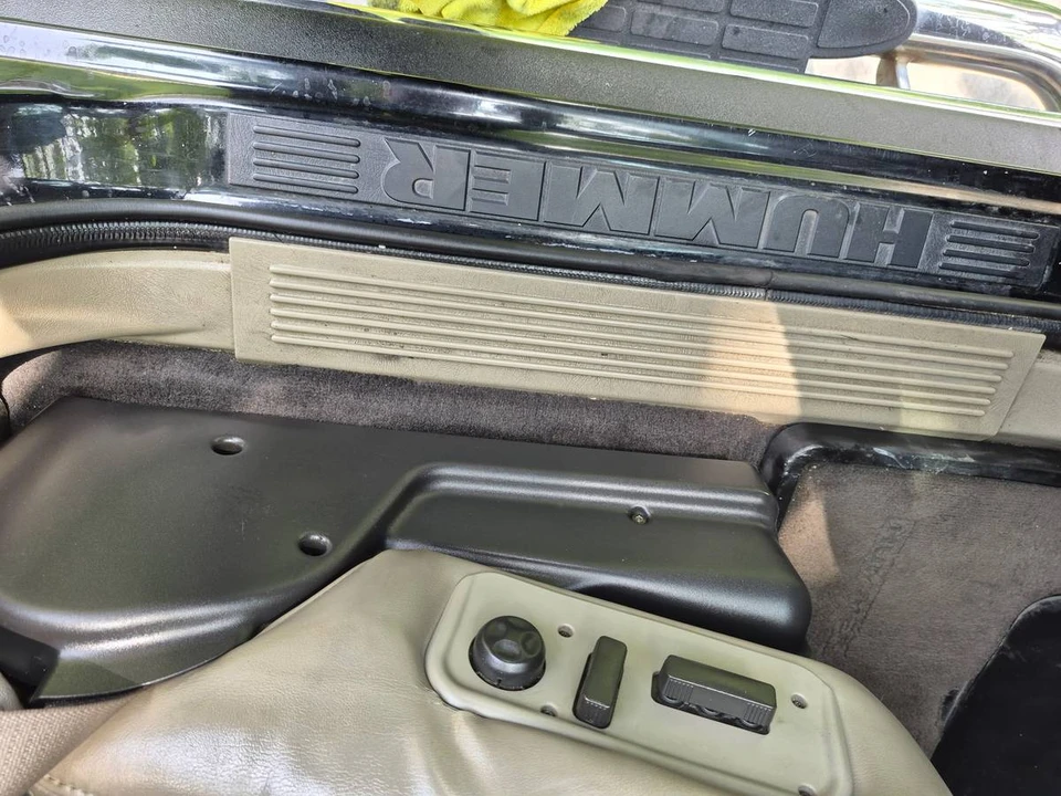 2005 Hummer Hummer H2 - Image 15 of 20