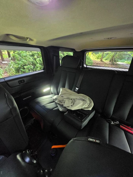 2005 Hummer Hummer H2 - Image 9 of 13