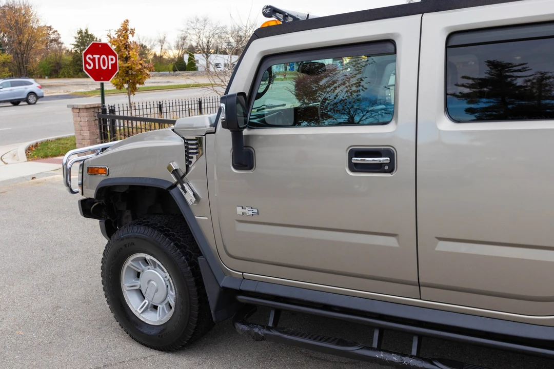 2005 Hummer Hummer H2 - Image 4 of 12