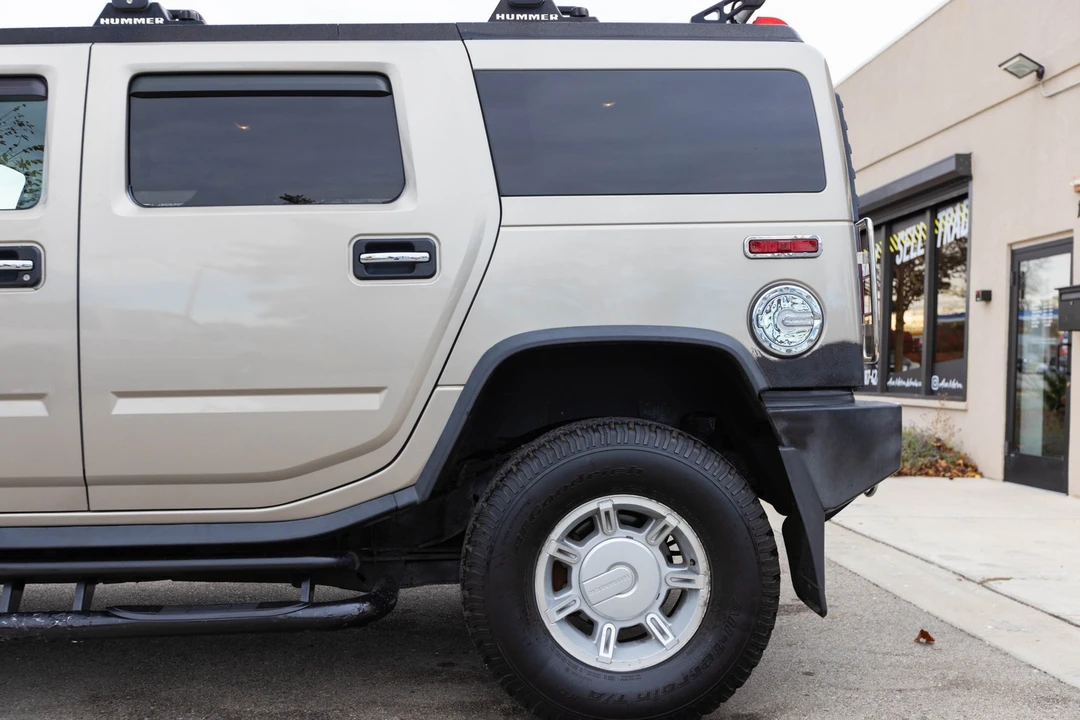 2005 Hummer Hummer H2 - Image 10 of 12