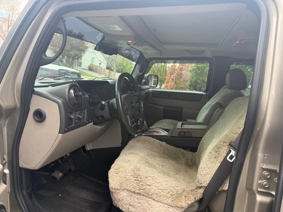 2005 Hummer Hummer H2 - Image 9 of 17