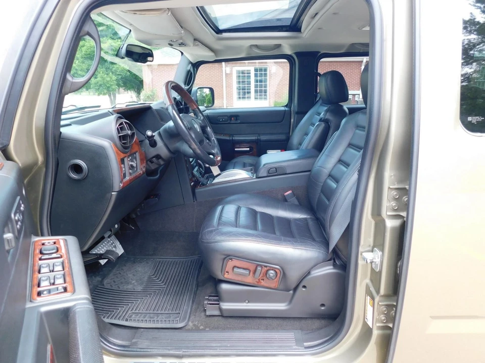 2005 Hummer Hummer H2 - Image 3 of 31